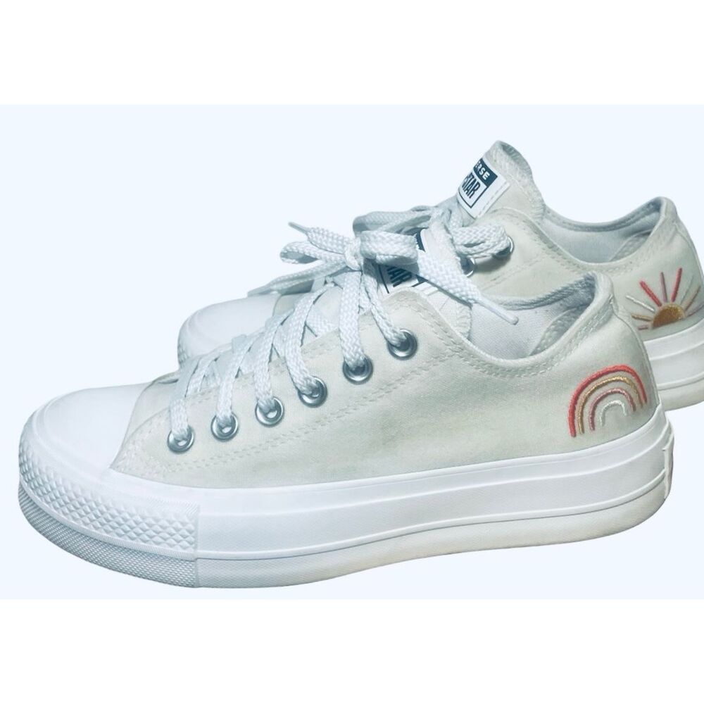 Converse Summer Spirit Chuck Taylor Platforms - Picture 4 of 13